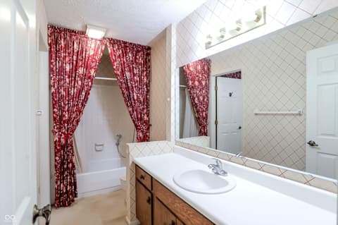 Photo of 2684 Lakeshire Lane, Indianapolis, IN
