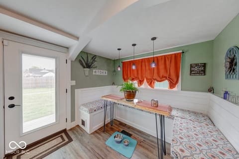 Dining room at 219 Park Street, Morgantown, IN