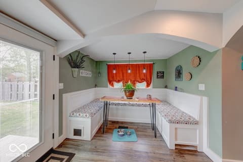 Dining room at 219 Park Street, Morgantown, IN