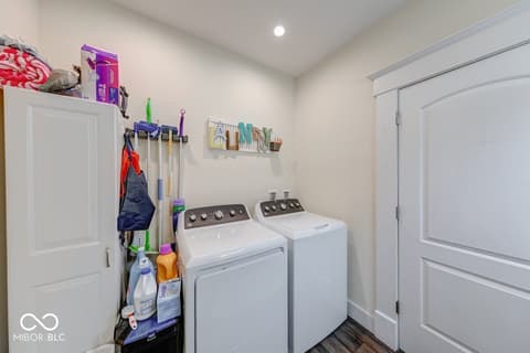 Laundry room at 219 Park Street, Morgantown, IN