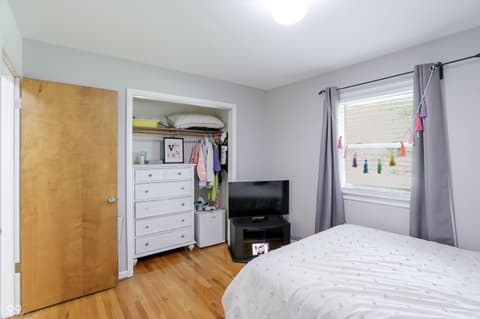 Photo of 7010 Grosvenor Place, Indianapolis, IN