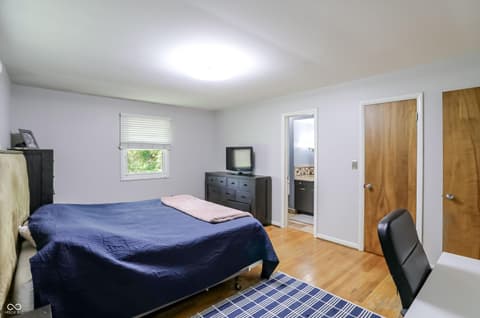 Photo of 7010 Grosvenor Place, Indianapolis, IN