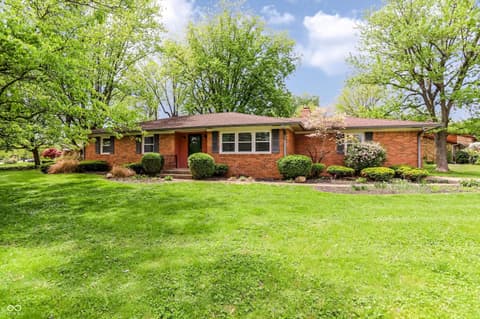 Photo of 7010 Grosvenor Place, Indianapolis, IN