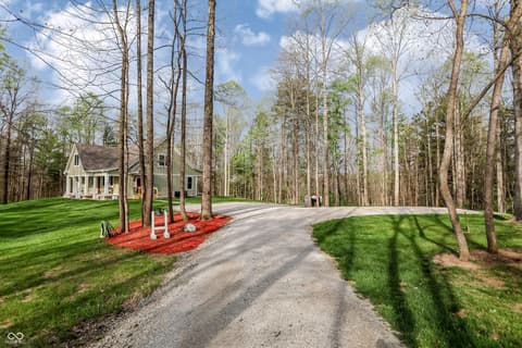 Photo of 5832 N Oak Ridge Road, Morgantown, IN