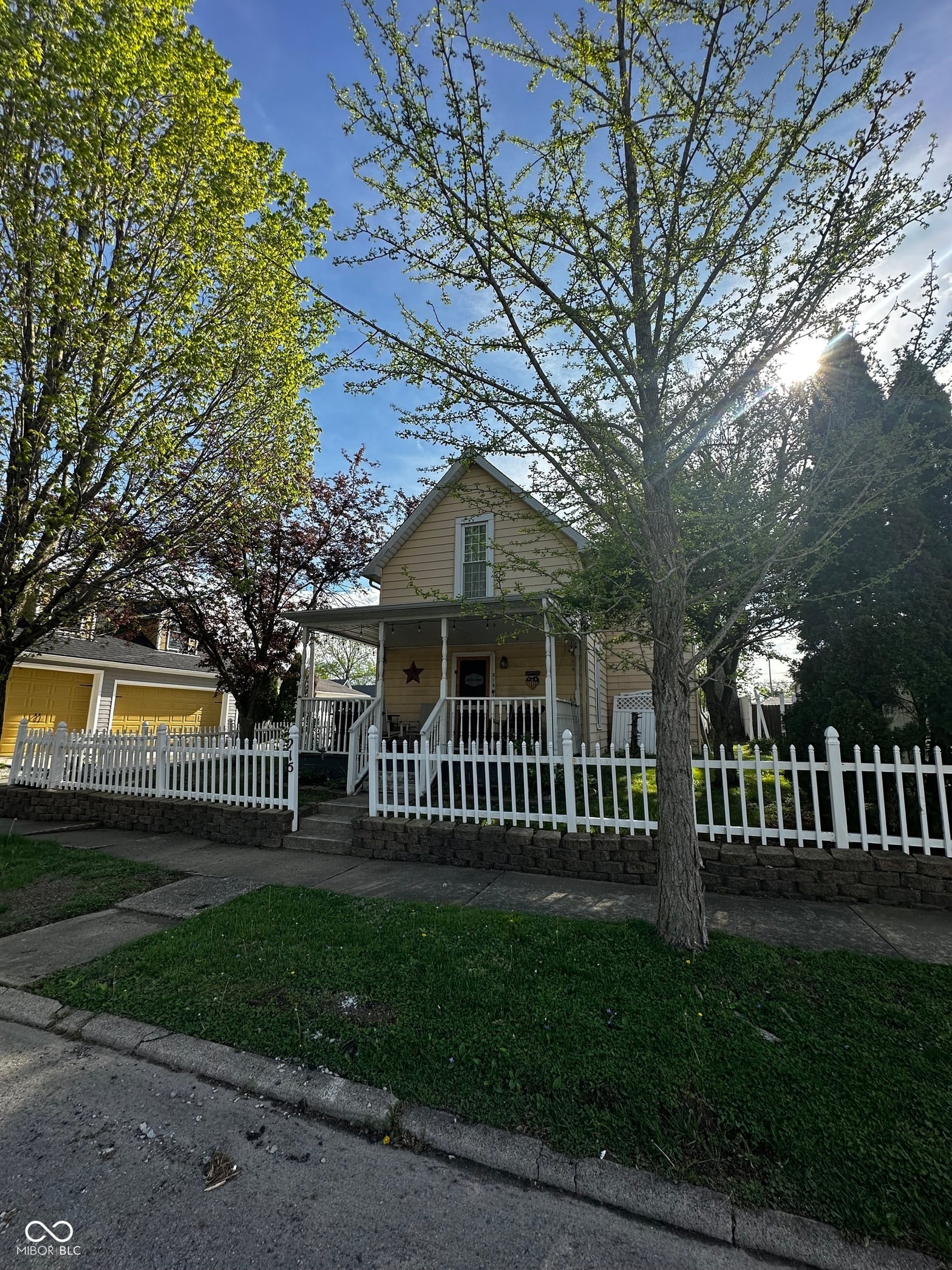 Photo of 215 S Pearl Street, Pendleton, IN