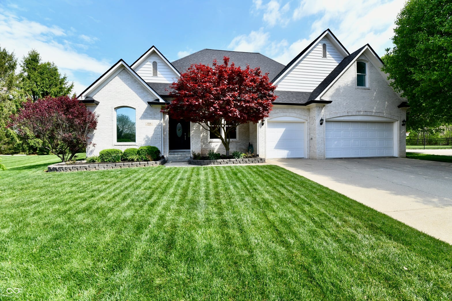 Photo of 1708 Woodcroft Court, Greenwood, IN