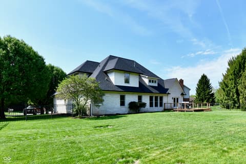 Photo of 1708 Woodcroft Court, Greenwood, IN