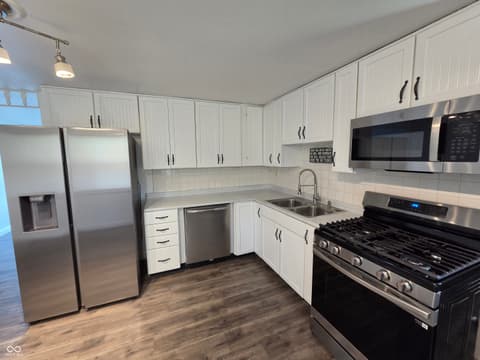 Photo of 1205 Keller Drive, Plainfield, IN