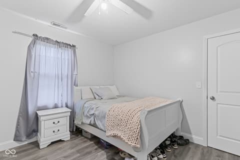 Photo of 5136 W State Road 56, Scottsburg, IN