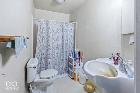 Photo of 3305 S Lyons Avenue, Indianapolis, IN