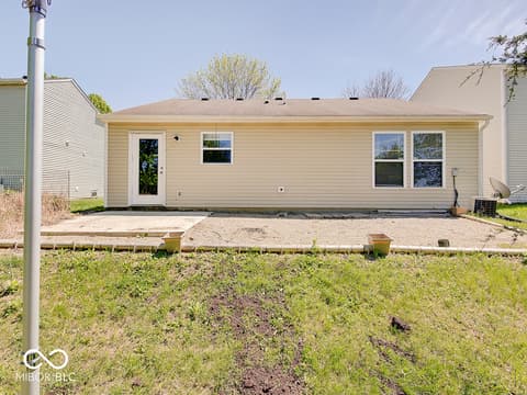 Photo of 2372 Summerwood Lane, Greenwood, IN