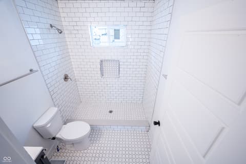 Photo of 1605 W Memorial Drive, Muncie, IN