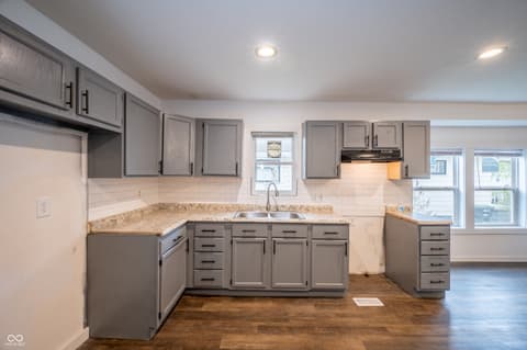 Photo of 1605 W Memorial Drive, Muncie, IN