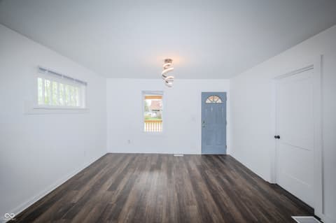 Photo of 1605 W Memorial Drive, Muncie, IN