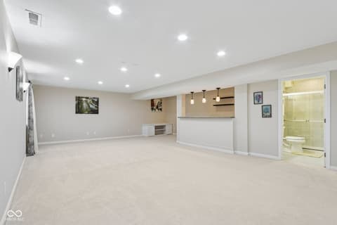 Living room at 14048 Lasino Run, Carmel, IN