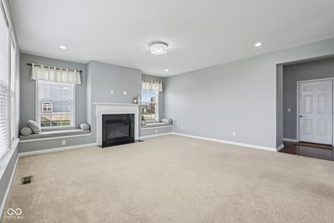 Living room at 14048 Lasino Run, Carmel, IN