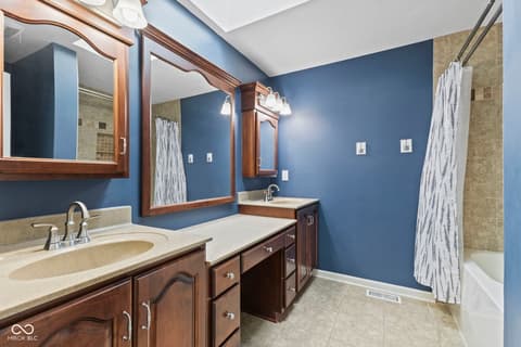 Primary bathroom at 40 Carolyn Drive, Seymour, IN