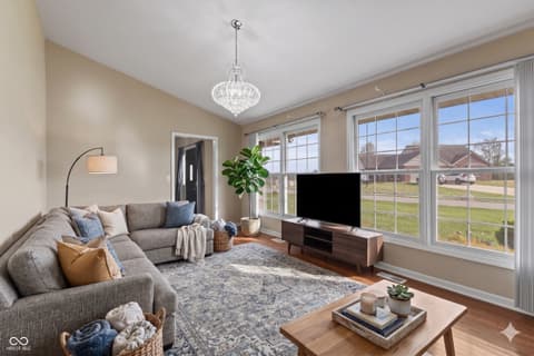 Family room at 40 Carolyn Drive, Seymour, IN
