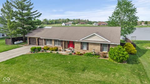 Front exterior at 40 Carolyn Drive, Seymour, IN