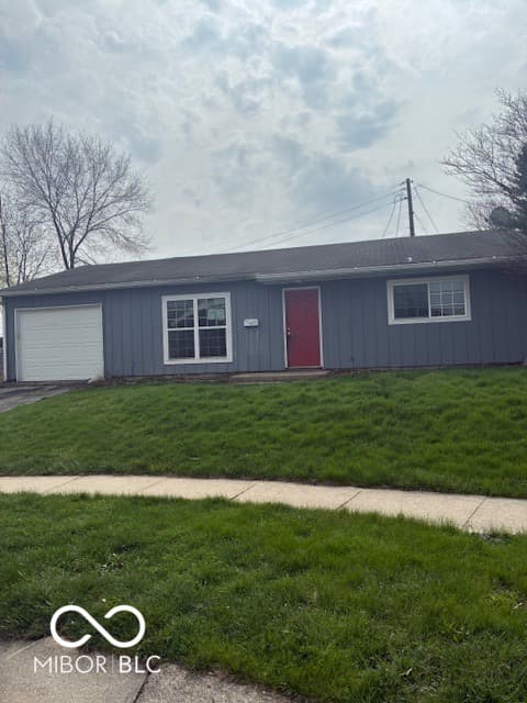 Front exterior at 34 Green Hill Court, Huntington, IN
