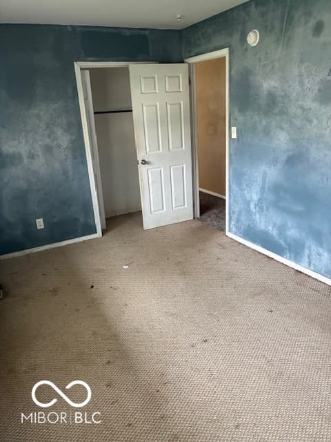Bedroom at 34 Green Hill Court, Huntington, IN
