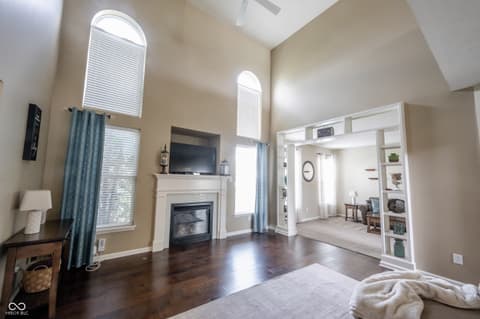 Family room at 12752 Broncos Drive, Fishers, IN