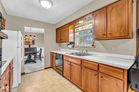 Kitchen at 2174 W Old Waynetown Road, Crawfordsville, IN