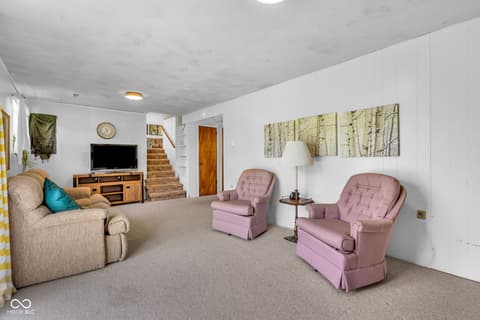 Family room at 2174 W Old Waynetown Road, Crawfordsville, IN