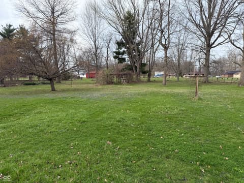 Yard at 3190 Chapel Road, Anderson, IN