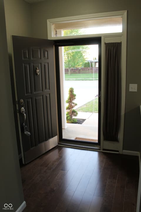 Photo of 8583 Frosty Rose Drive, Avon, IN