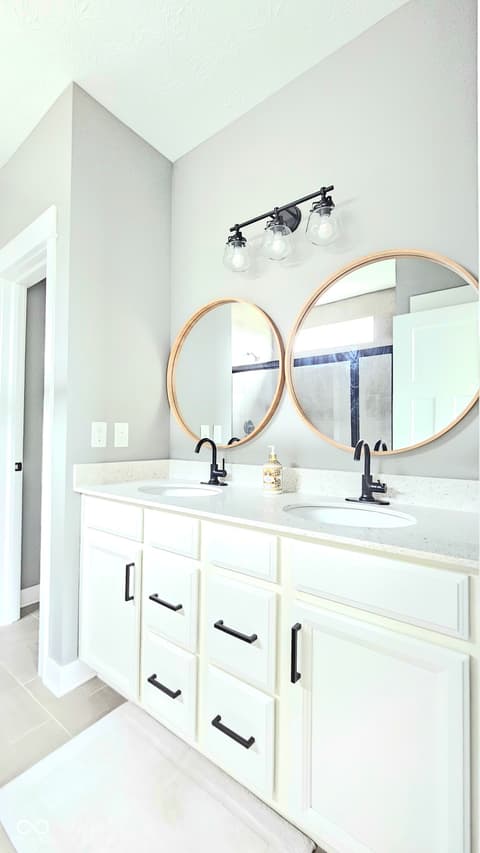 Primary bathroom at 4154 Basswood Drive, Danville, IN