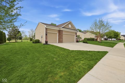 Front exterior at 571 King Fisher Drive, Brownsburg, IN