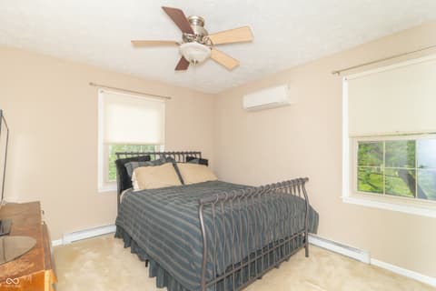 Photo of 5574 Arrowhead Drive, Greenfield, IN