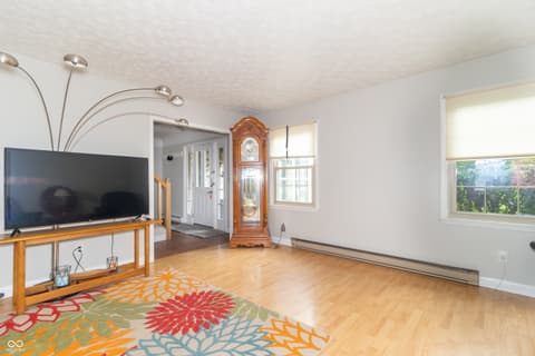 Photo of 5574 Arrowhead Drive, Greenfield, IN