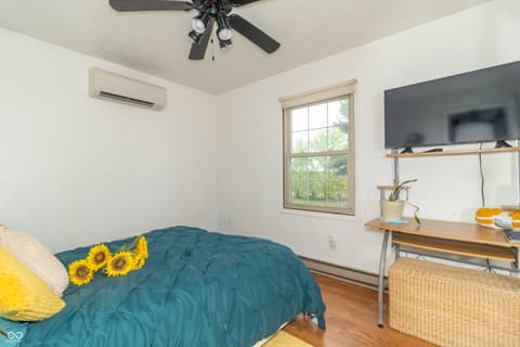 Photo of 5574 Arrowhead Drive, Greenfield, IN