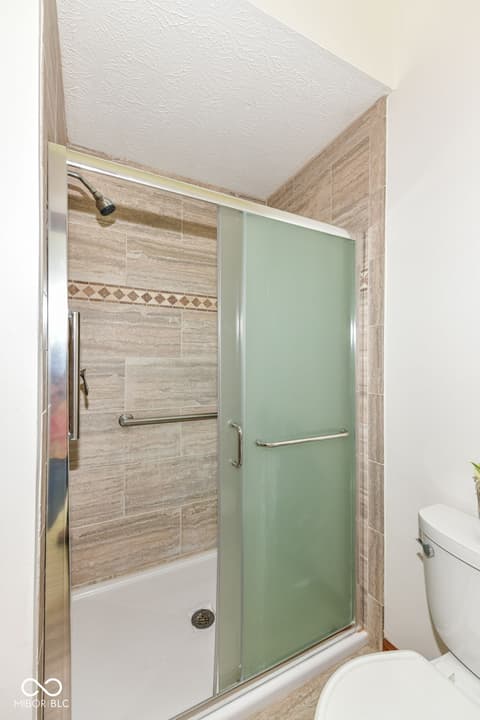 Primary bathroom at 8121 Foxchase Drive, Indianapolis, IN