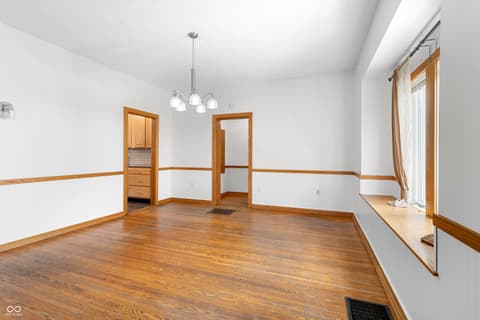 Photo of 120 W Bow Street, Thorntown, IN