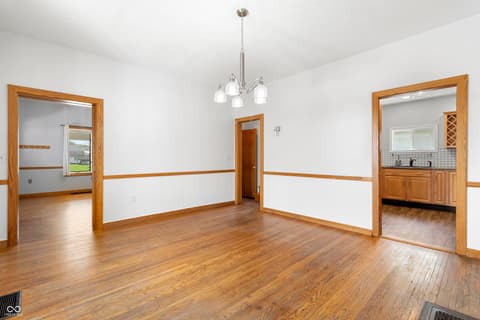 Photo of 120 W Bow Street, Thorntown, IN
