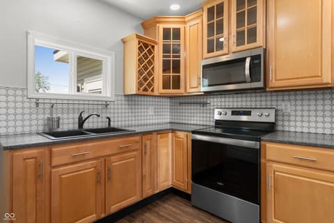 Photo of 120 W Bow Street, Thorntown, IN