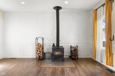 Photo of 120 W Bow Street, Thorntown, IN
