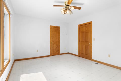 Photo of 120 W Bow Street, Thorntown, IN