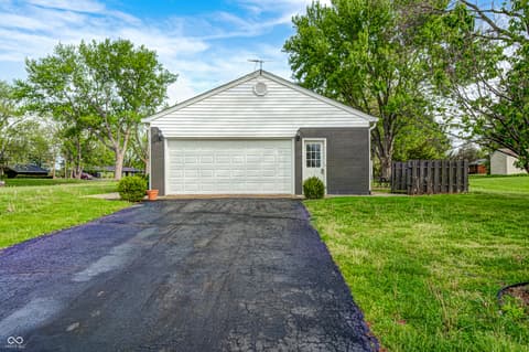 Photo of 2017 Fairway Drive, Greencastle, IN