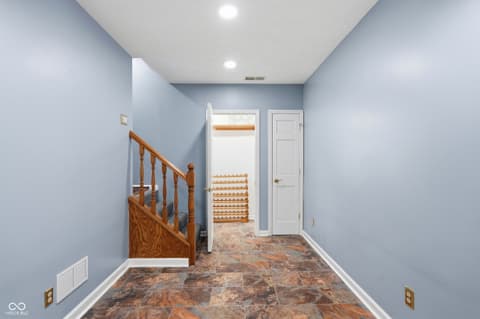 Photo of 10649 Windjammer Circle, Indianapolis, IN