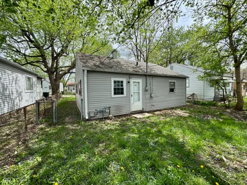 Photo of 2101 S Pershing Drive, Muncie, IN