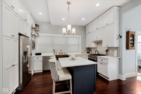 Photo of 609 Sanders Street, Indianapolis, IN