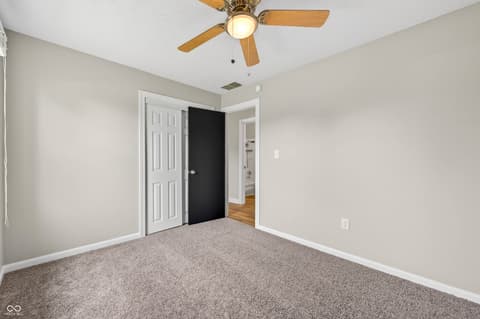 Photo of 1063 Dutchman Lane, Seymour, IN
