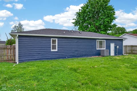 Photo of 1063 Dutchman Lane, Seymour, IN