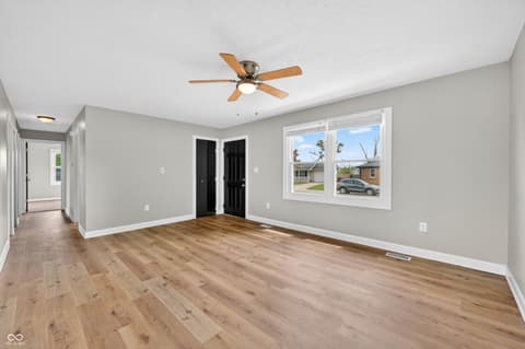 Photo of 1063 Dutchman Lane, Seymour, IN