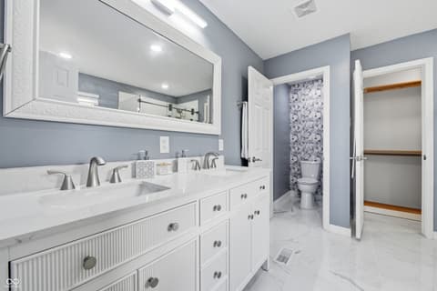 Photo of 6611 Fountain Cove Court, Indianapolis, IN
