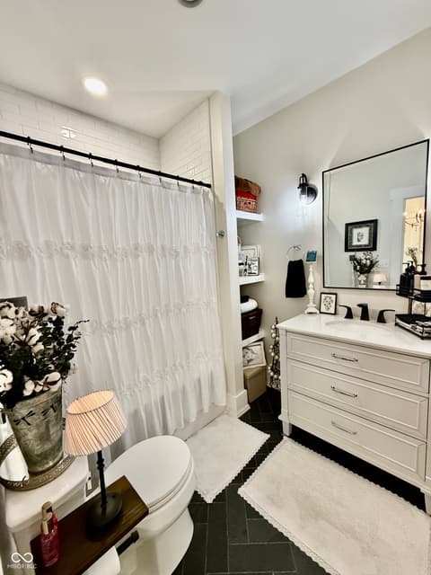 Bathroom at 1301 5th Street, Covington, IN